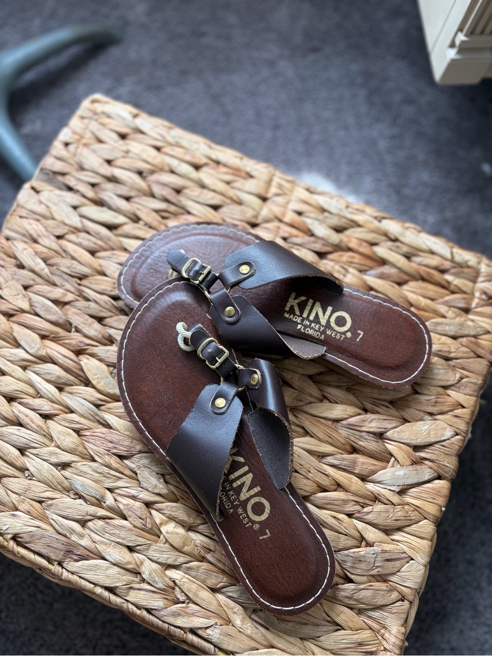 Kino Brown Leather Women's Slide Sandals with Buckle Detail